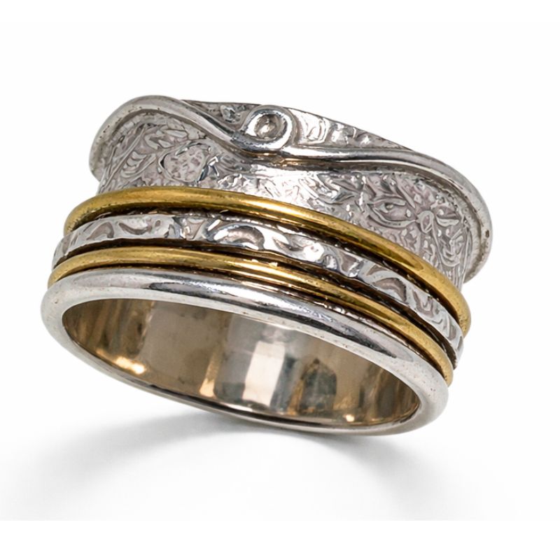 Wave Edge Triple Spinner Ring